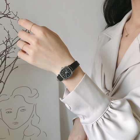 Đồng Hồ Đeo Tay RC1050