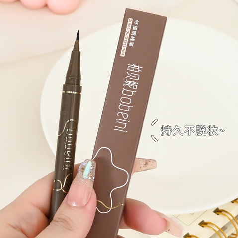 Kẻ Mắt RC4235