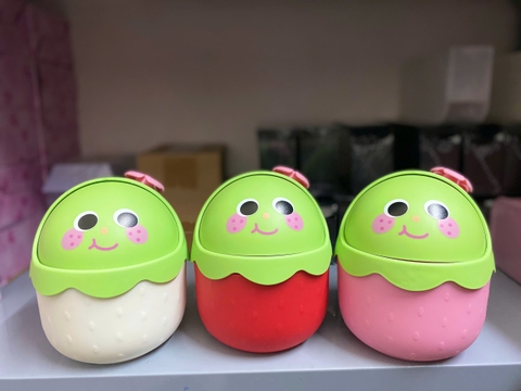 Thùng Rác Để Bàn Dâu Tây NT219