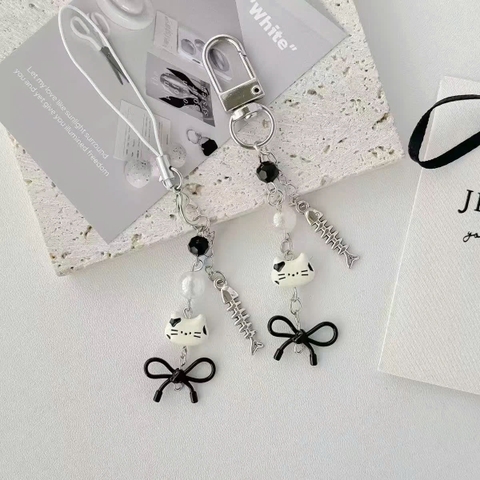 Móc Treo Dây Điện Thoại Mèo Đen