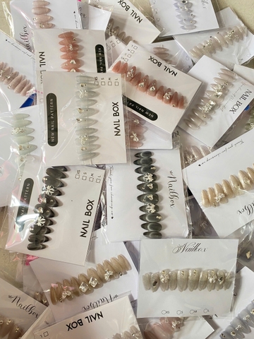 Nail Mắt Mèo Đá