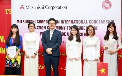 Cô gái Việt Nam đầu tiên giành học bổng OFID của OPEC