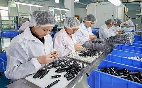 TUYỂN 4 NỮ ĐÚC ĐỒ NHỰA - TỈNH NAGOYA