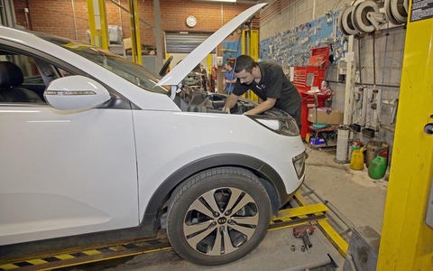 Những mẹo đơn giản khiến xe ô tô luôn bền bỉ