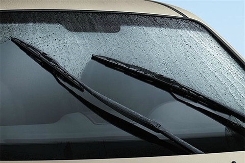 Sử dụng chổi gạt mưa đúng cách mà bạn cần biết 