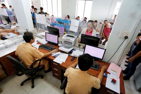 Thủ tục mua bán xe ô tô cũ và giấy tờ mua bán xe (2022)