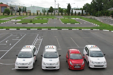Tăng thời gian học thực hành lái xe ô tô trên đường trường từ ngày 15/6