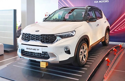 Kia Sonet biển 'sảnh tiến' được trả 1,7 tỷ đồng vẫn không mua nổi