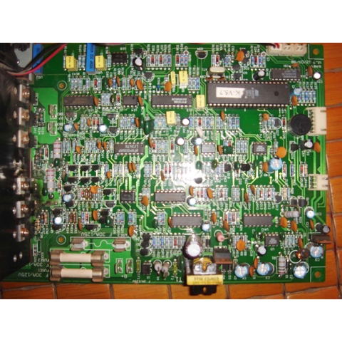 Thiết kế, sản xuất board mạch điều khiển