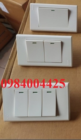CÔNG TẮC LIOA BẢN TO HÌNH CHỮ NHẬT 1 CHIỀU, 2 CHIỀU MODEL E20 ART