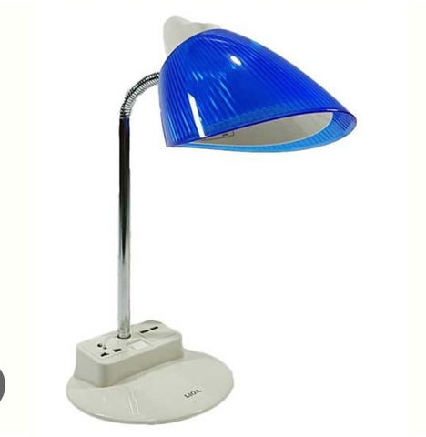 ĐÈN BÀN CHIẾU SÁNG KHỚP MỀM LIOA CÓ 1 Ổ CẮM ĐA NĂNG VÀ 2 CỔNG SẠC USB