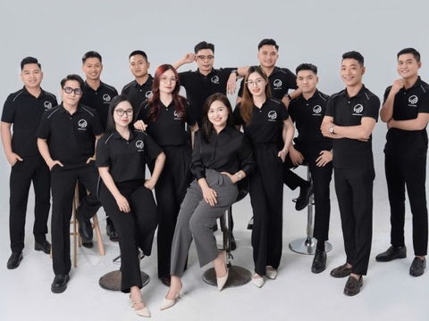 Đồng phục áo thun studio chuyên nghiệp, hợp thời trang