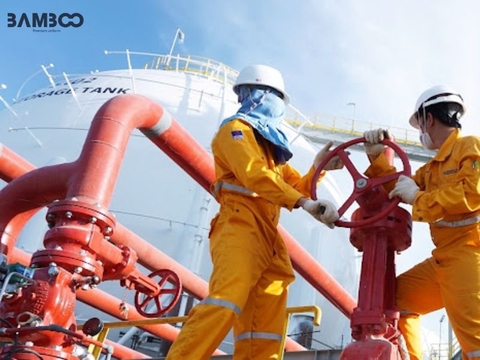 Đồng phục bảo hộ lao động ngành dầu khí an toàn, tiện lợi