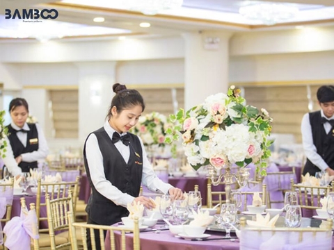 Đồng phục nhà hàng tiệc cưới gọn gàng và chuyên nghiệp