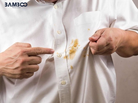 3+ tuyệt chiêu tẩy rỉ sét trên quần áo lao động nhanh chóng