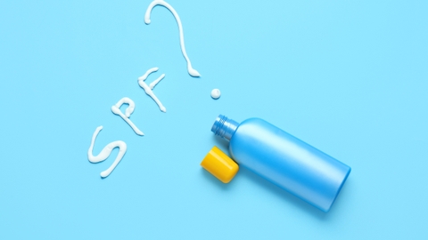 Chọn kem chống nắng cho da dầu mụn: Giảm mụn, kiềm dầu