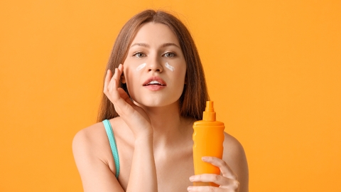 Cách thoa kem chống nắng mặt đúng và đủ tối ưu hiệu quả bảo vệ da