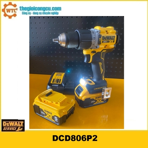 Máy khoan dùng pin 20V Max Dewalt DCD806P2