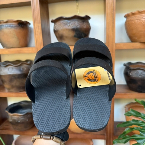 Mẫu dép cao su công nghệ mới 2 quai thời trang, đế cao 2,6-3cm êm và chống trơn rất tốt