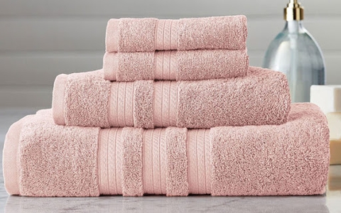 Cách Chọn Khăn Tắm Khách Sạn Tiêu Chuẩn 4-5 Sao.