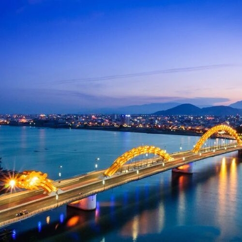 Top 10 Khách Sạn Gần Cầu Rồng Đà Nẵng View Đẹp, Giá Hợp Lý