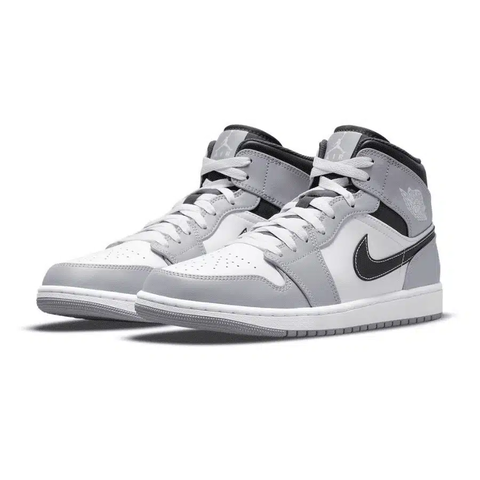 Giày Sneaker Nike Nam Air Jordan 1 Mid 