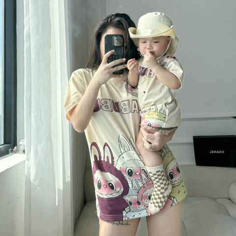 Áo phông Pull&Bear LABUBU 'Be' TPB01 - Hàng Chính Hãng