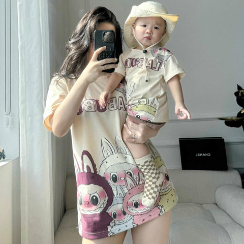 Áo phông Pull&Bear LABUBU 'Be' TPB01 - Hàng Chính Hãng