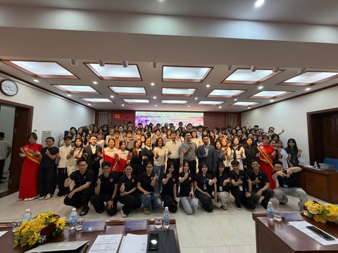 UNITOUR 2026 tiếp tục hành trình tại Trường Đại học Thủy Lợi