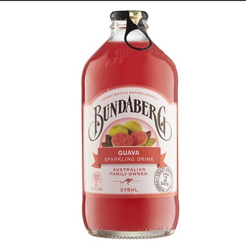 BUNDABERG - GUAVA SPARKLING DRINK (NƯỚC ÉP ỔI 375ml)