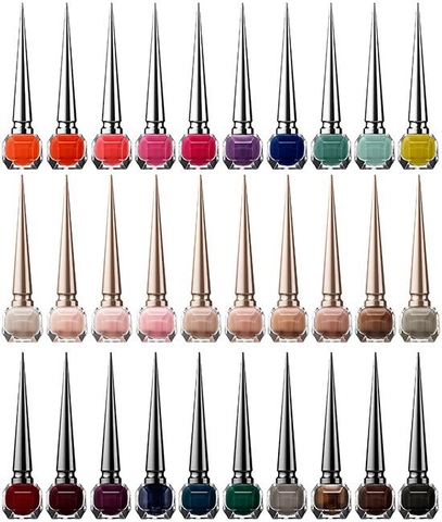 CHRISTIAN LOUBOUTIN - VERNIS À ONGLES NAIL COLOUR