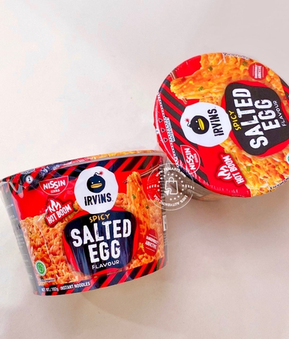 NISSIN - IRVINS SPICY SALTED EGG FLAVOUR (MÌ TRỨNG MUỐI CAY 102G)