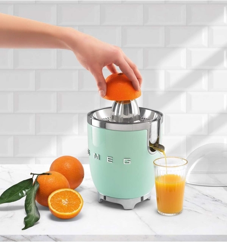 Máy vắt cam Smeg CJF01PGEU màu xanh mint