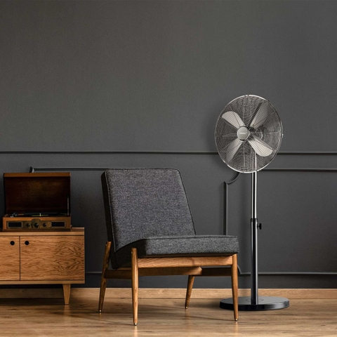 Quạt cây thân thép Steba VTS6