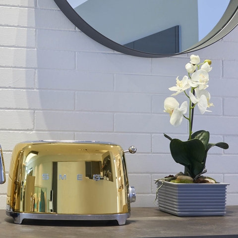 Máy nướng bánh mì SMEG TSF01GOEU màu vàng