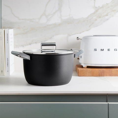 Nồi Smeg CKFC2411BLM màu đen 24cm