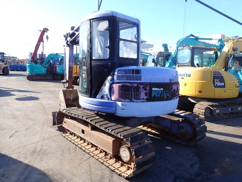 KOMATSU PC75UU-2- 10607