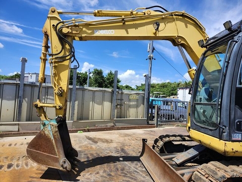 KOBELCO SK70SR-2-15667