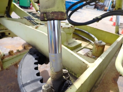 Máy san Komatsu GD405A-2-3015