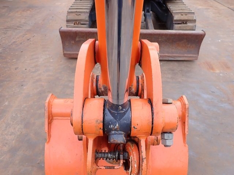 Máy xúc đào hitachi ZX40UR-35672 cabin điều hòa 2015