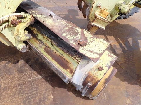 Máy san Komatsu GD405A-2-3015