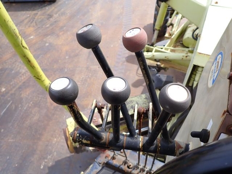 Máy san Komatsu GD405A-2-3015