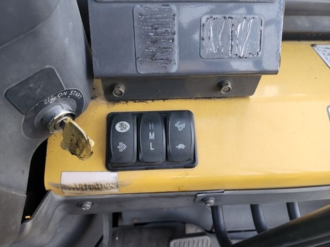 UNICAREER SD25-2-00932