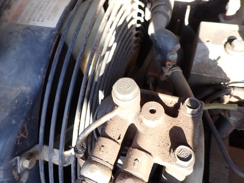 KOMATSU PC75UU-2- 10607