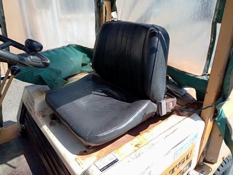 Xe nâng Komatsu FD25-10-227421 số sàn gật gù lốp đôi