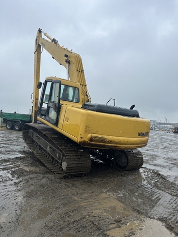 Máy xúc đào bánh xích cần dài 18 m PC200-6