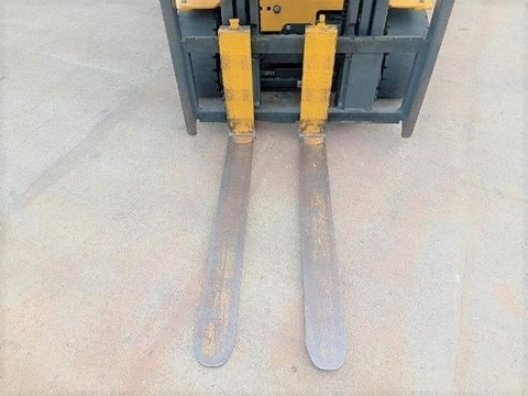 Xe điện Komatsu FB20A-12-831847