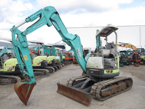 Máy xúc mini B4-6A-62159B sản xuất 2010