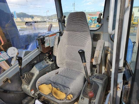 Komatsu PC128UU-2-5156