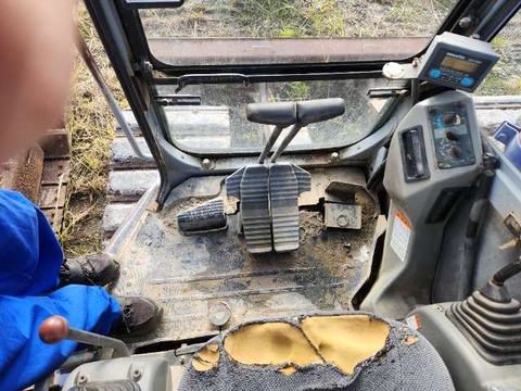 Komatsu PC128UU-2-5156